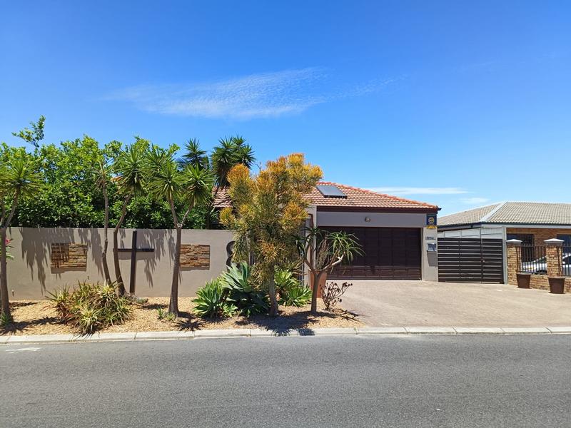 3 Bedroom Property for Sale in Sonkring Western Cape